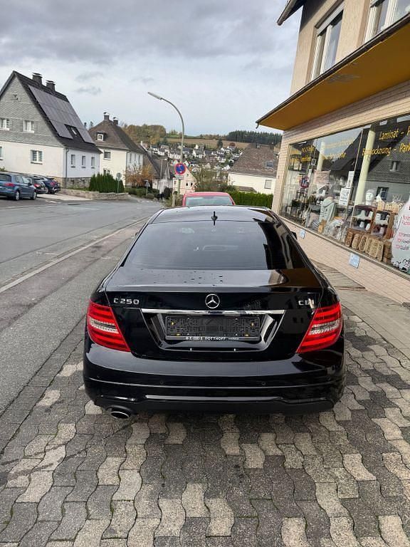 Gebraucht Mercedes C250 AMG 204 PS (150 kW) 2014 Schwarz Coupé