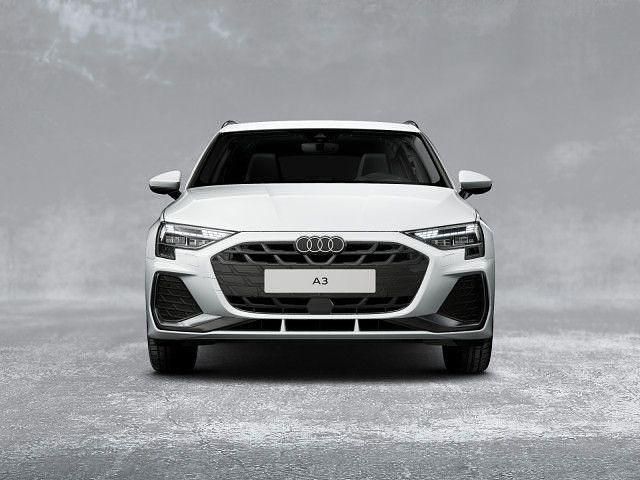 Gebraucht Audi A3 S-Line 204 PS (150 kW) 2025 Gletscherweiß metallic Limousine