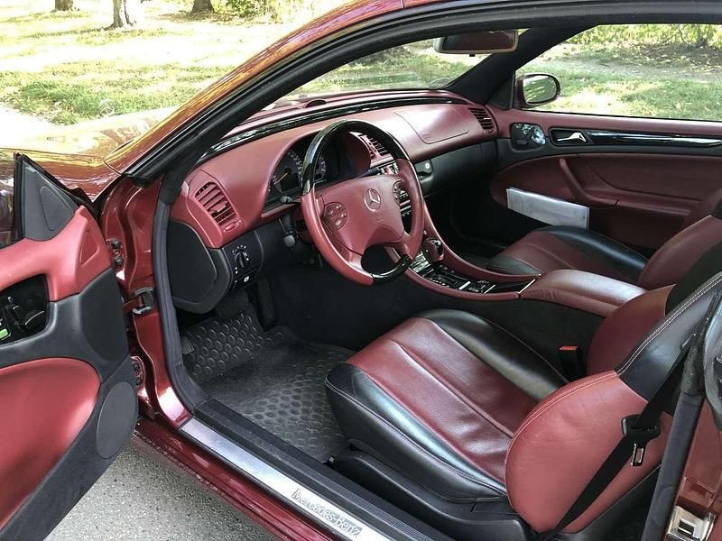 Gebraucht 2001 Mercedes CLK320 Avantgarde Coupé | 10.999 € (Teuer) - Bild 1/4