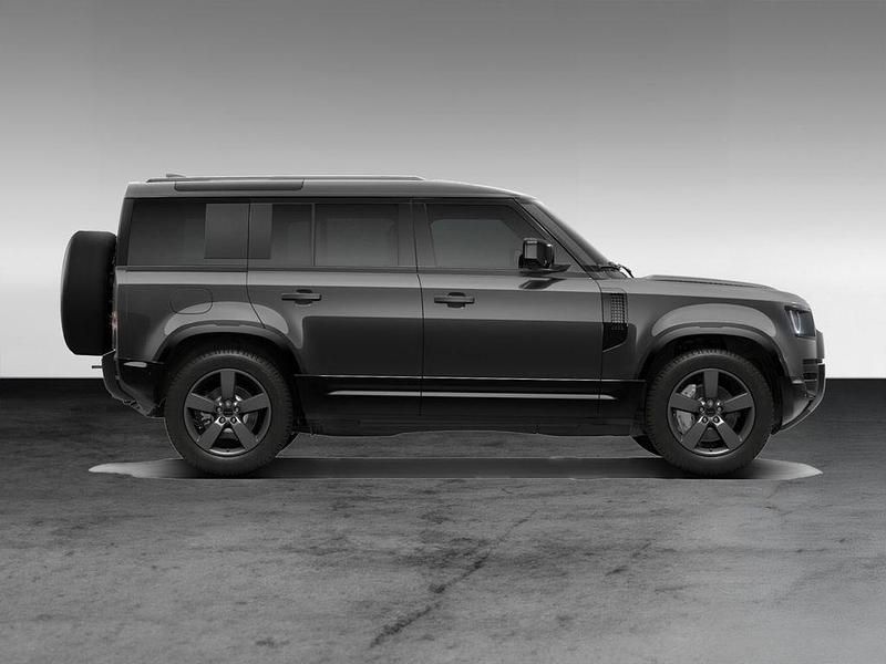 Neu Land Rover Defender SE Dynamic 249 PS (183 kW) 2026 Grau SUV