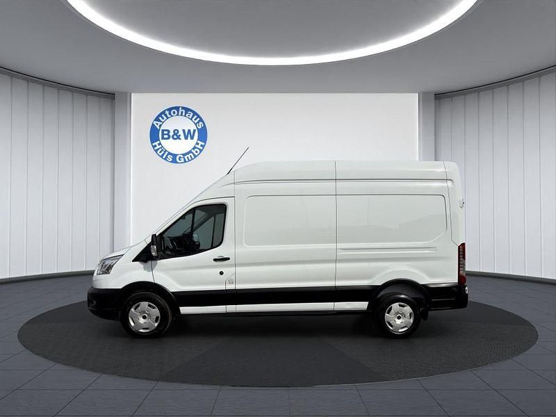 Gebraucht Ford Transit Trend 131 PS (96 kW) 2024 Frostweiß Van / Kleinbus