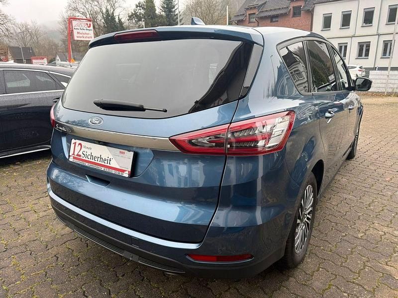 Gebraucht Ford S-MAX Trend 150 PS (110 kW) 2021 Chromablau metallic Van / Kleinbus