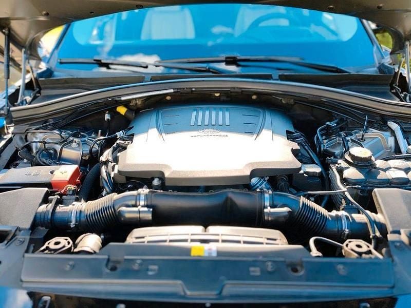 Gebraucht Land Rover Range Rover Velar HSE Dynamic 381 PS (280 kW) 2018 Beige SUV