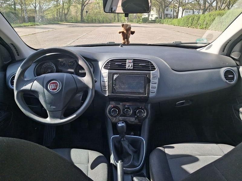 Gebraucht Fiat Bravo 90 PS (66 kW) 2013 Grau Kleinwagen