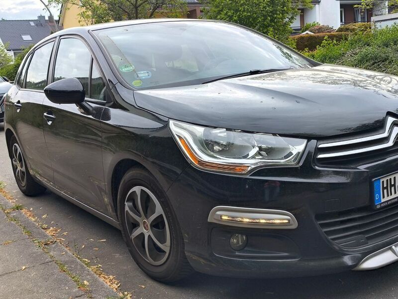 Schwarz Gebraucht 2011 Citroën C4 Tendance Limousine | 4.321 € (Fairer Preis) - Bild 1/4