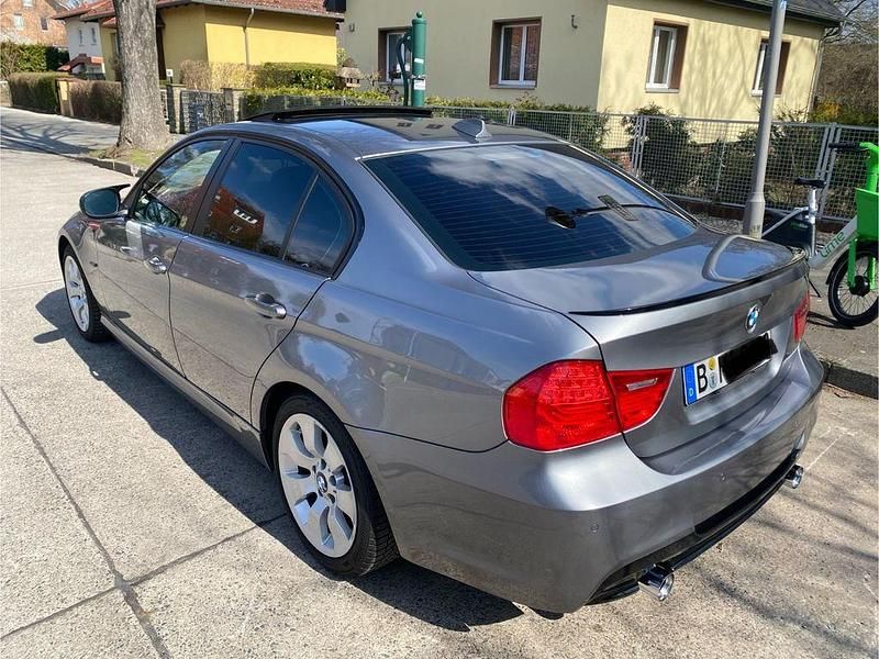 Gebraucht BMW 335 Performance 306 PS (225 kW) 2009 Grau Limousine