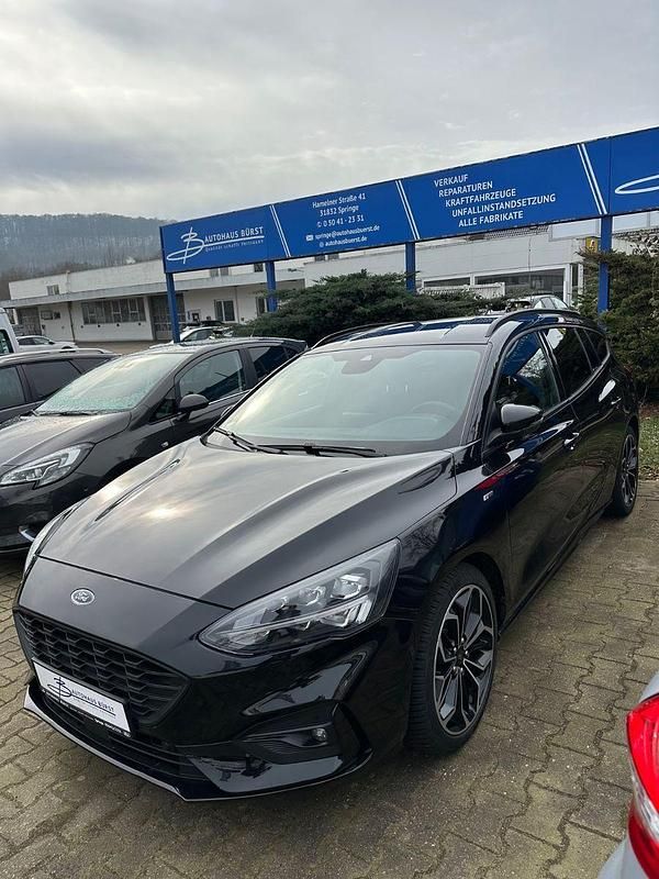 Gebraucht Ford Focus ST-Line 125 PS (91 kW) 2020 Schwarz Kombi
