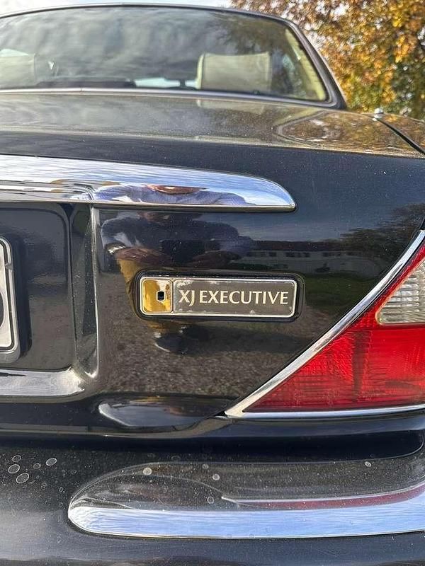 Gebraucht Jaguar XJ Executive 284 PS (208 kW) 2000 Schwarz Limousine