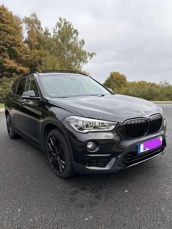 Schwarz Gebraucht 2017 BMW X1 Sport Line SUV | 15.500 € (Guter Preis) - Bild 1/4
