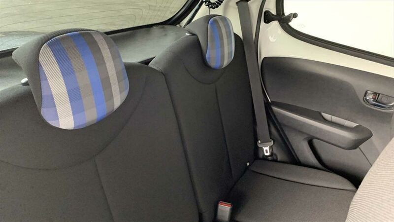 Gebraucht Peugeot 108 Allure 72 PS (52 kW) 2019 Weiss / lipizanweiß / uni Kleinwagen