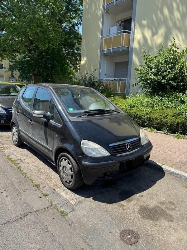 Schwarz Gebraucht 2004 Mercedes A140 Classic Kleinwagen | 1.350 € (Fairer Preis) - Bild 1/4