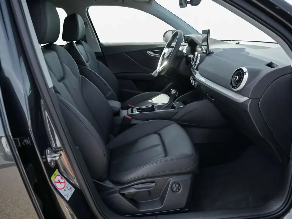 Gebraucht Audi Q2 Advanced 190 PS (139 kW) 2025 Grau SUV