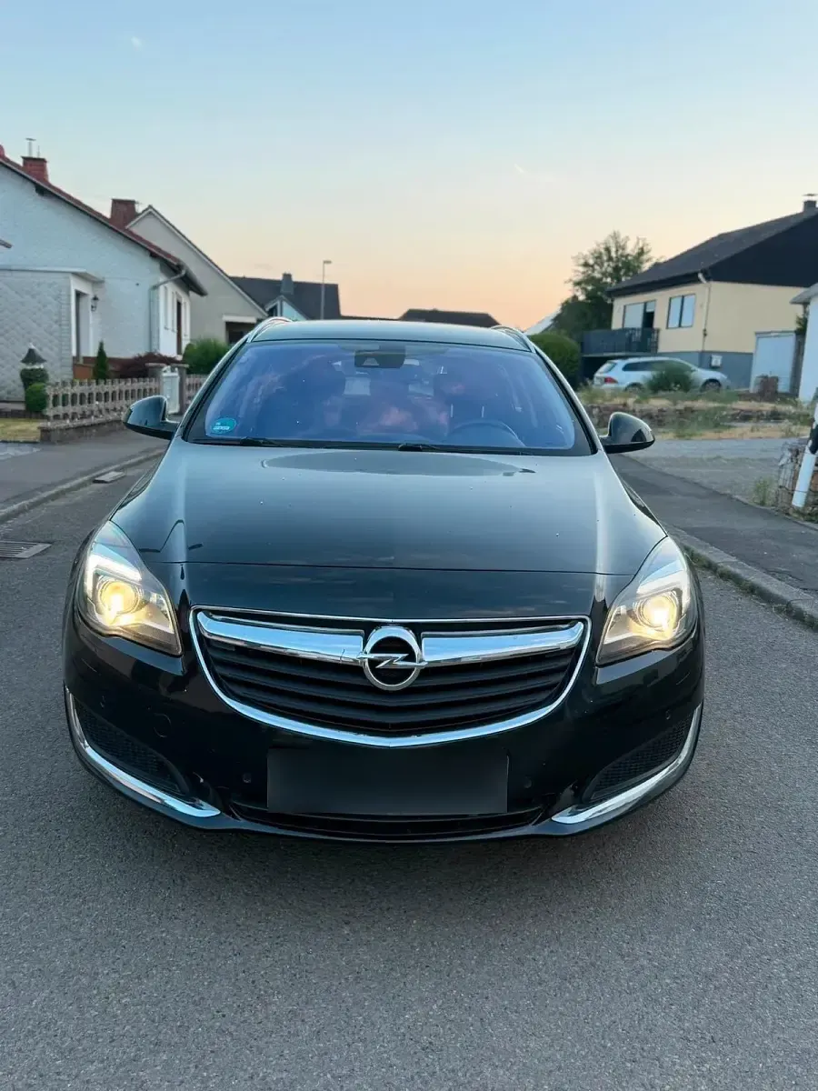 Gebraucht Opel Insignia 136 PS (100 kW) 2016 Kombi