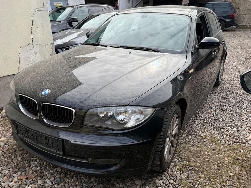 Gebraucht BMW 116 Advantage 122 PS (89 kW) 2009 Schwarz Kleinwagen