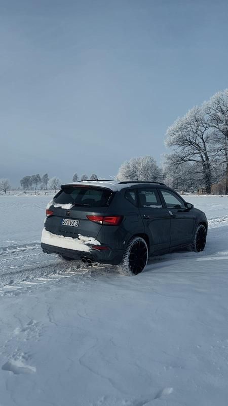 Grau Gebraucht 2019 Cupra Ateca SUV | 26.000 € (Fairer Preis) - Bild 1/1