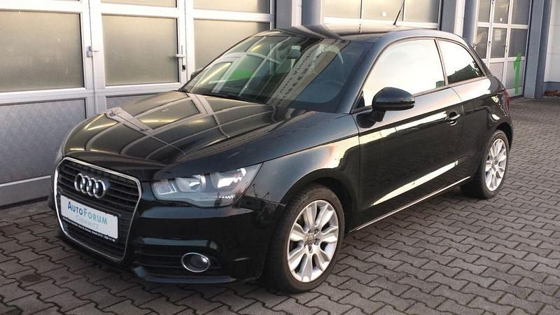 Schwarz Gebraucht 2011 Audi A1 Ambition Kleinwagen | 7.995 € (Fairer Preis) - Bild 1/4