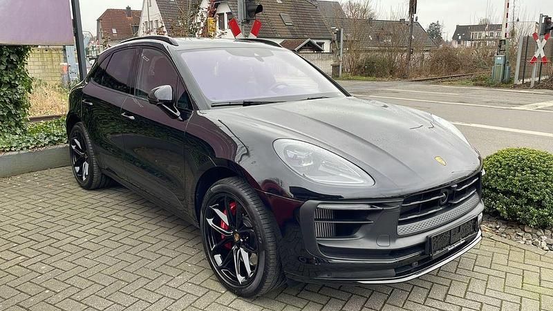 Schwarz Gebraucht 2022 Porsche Macan GTS SUV | 89.990 € (Fairer Preis) - Bild 1/4
