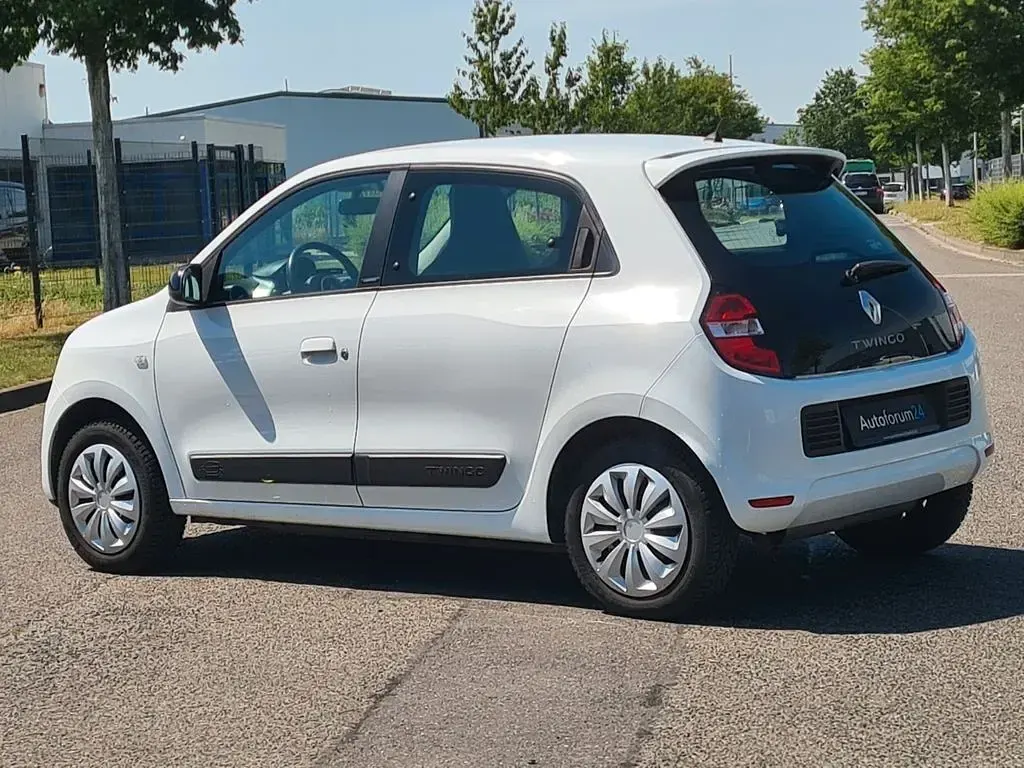 Gebraucht Renault Twingo LIMITED 69 PS (50 kW) 2018 Weiß Kleinwagen