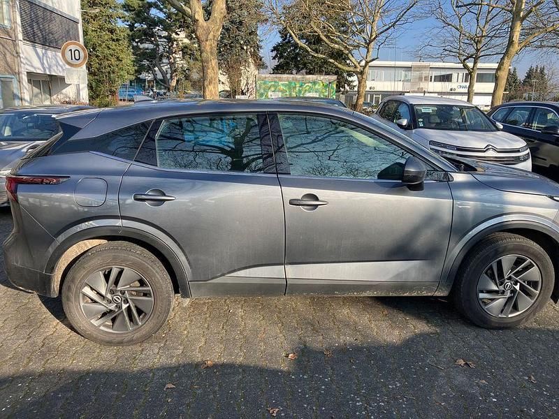 Gebraucht Nissan Qashqai 158 PS (116 kW) 2023 Grau SUV