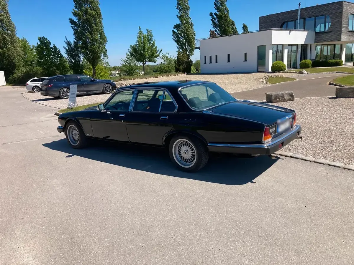 Gebraucht Jaguar XJ12 295 PS (216 kW) 1991 Schwarz Limousine