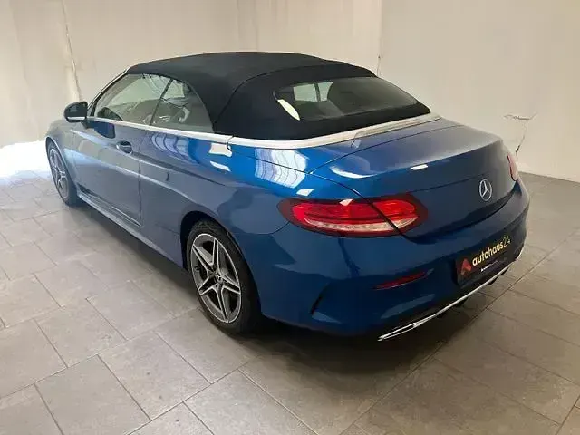Gebraucht Mercedes C300 AMG line 245 PS (180 kW) 2022 Blau Cabrio