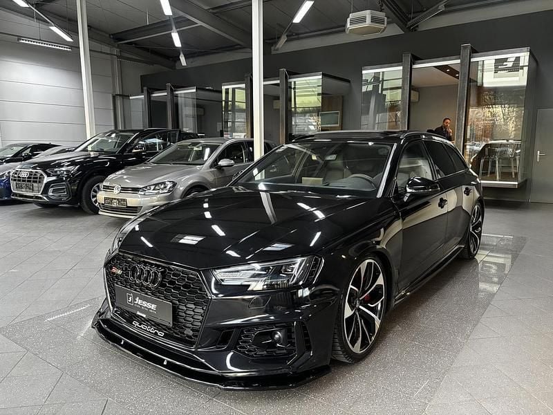 Gebraucht Audi RS4 Ambiente 450 PS (330 kW) 2019 Schwarz metallic Kombi