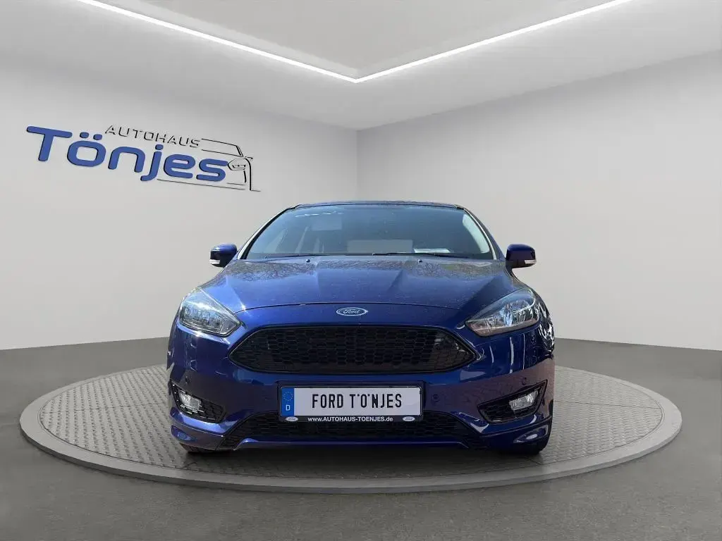 Usata Ford Focus ST-Line 125 CV (91 kW) 2017 Blu Berlina
