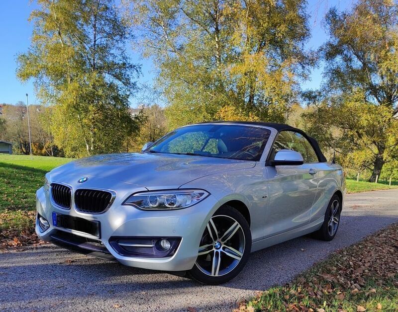 Silber Gebraucht 2015 BMW 218 Sport Line Cabrio | 17.490 € (Guter Preis) - Bild 1/4
