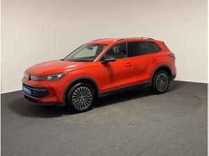Gebraucht VW Tiguan Goal 150 PS (110 kW) 2025 Rot (persimmon red) SUV