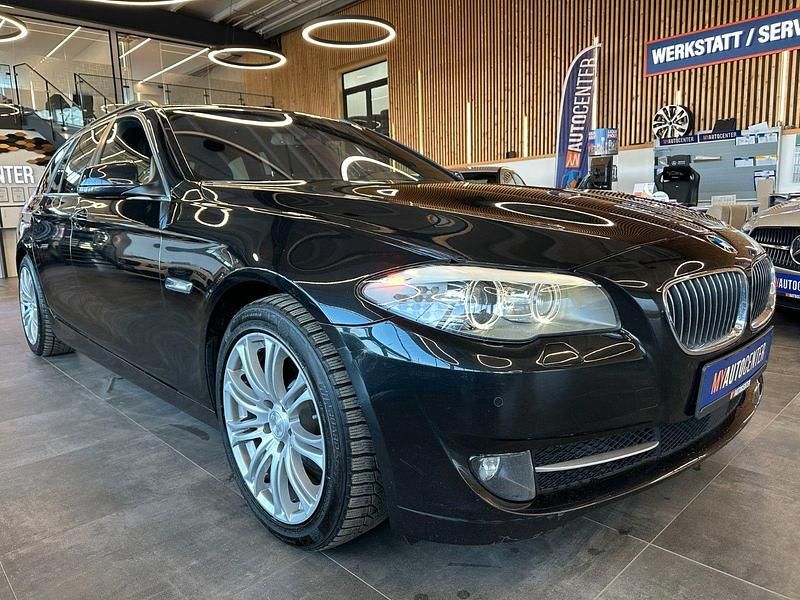 Gebraucht BMW 525 218 PS (160 kW) 2012 Schwarz Kombi