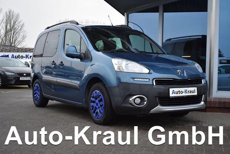 Blau Gebraucht 2013 Peugeot TePee Active Van / Kleinbus | 5.899 € (Superpreis) - Bild 1/4
