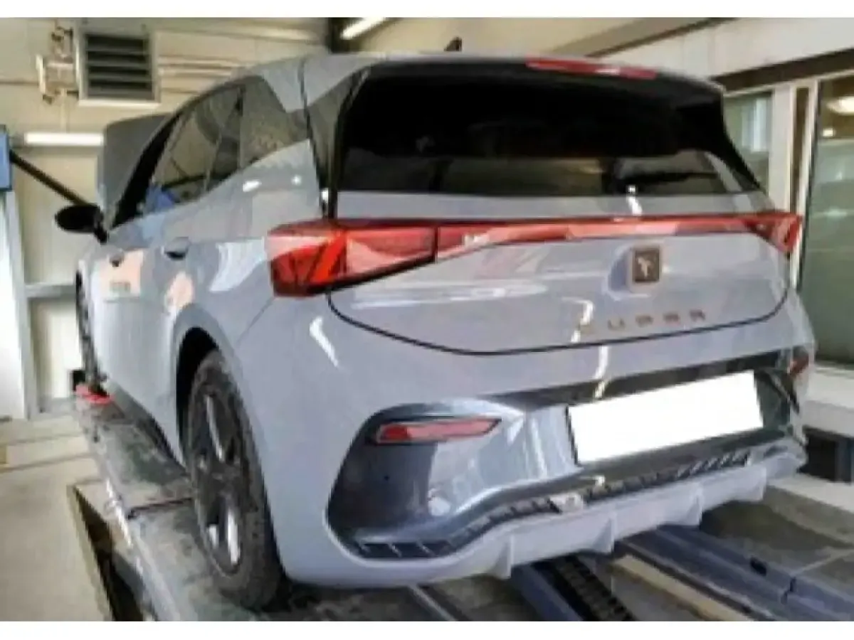 Gebraucht Cupra Born 150 kW (204 PS) 2024 Kleinwagen