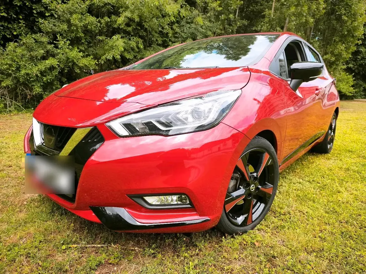Gebraucht Nissan Micra Tekna 90 PS (66 kW) 2018 Rot Kleinwagen