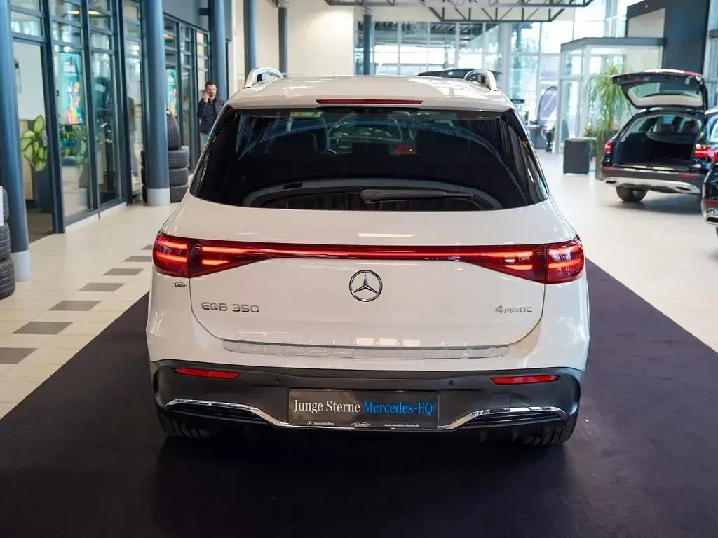 Gebraucht Mercedes EQB350 Premium 214 kW (292 PS) 2025 Polarweiß SUV