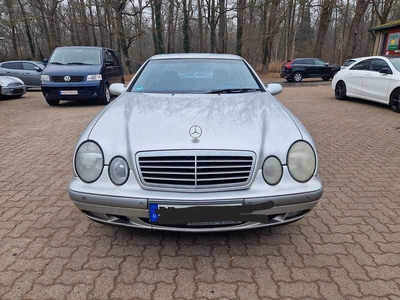 Gebraucht Mercedes CLK200 Avantgarde 136 PS (100 kW) 1999 Coupé