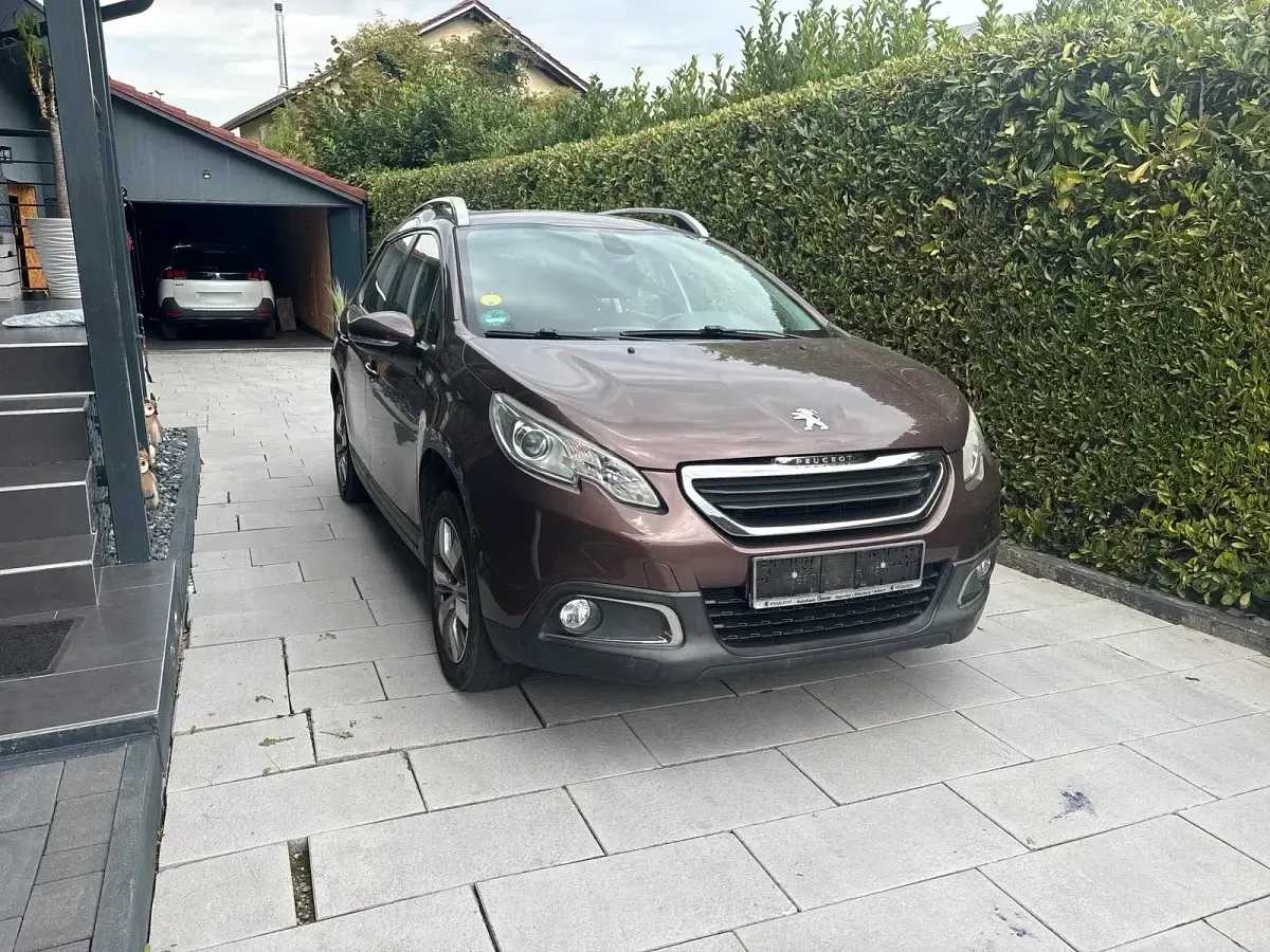 Gebraucht Peugeot 2008 90 PS (66 kW) 2013 Braun SUV