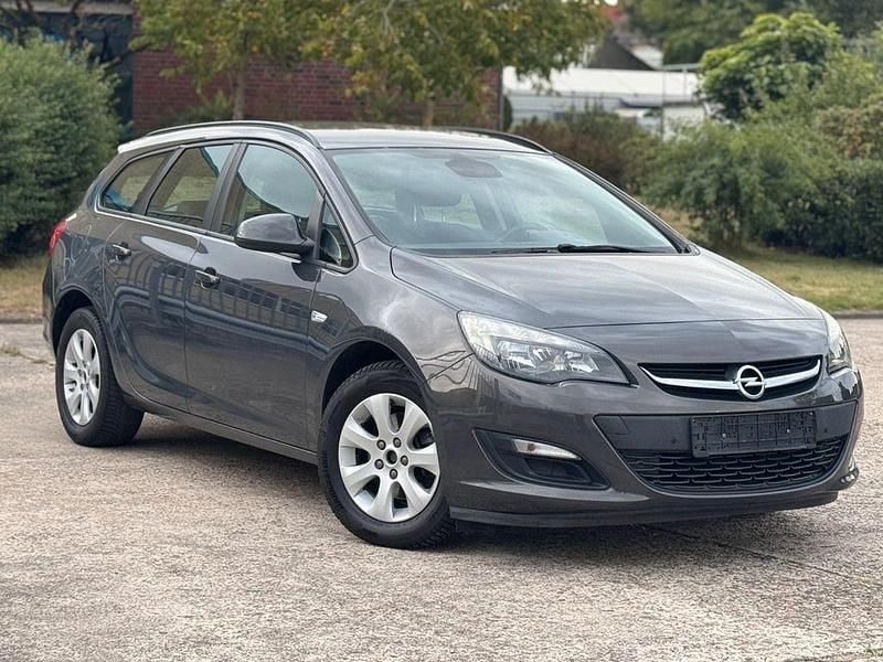 Grau Gebraucht 2014 Opel Astra Edition Kombi | 2.999 € (Superpreis) - Bild 1/4