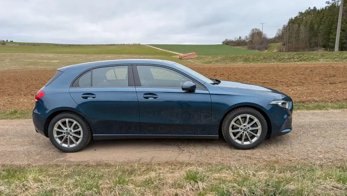 Gebraucht Mercedes A220 AMG Edition 1 190 PS (139 kW) 2019 Blau Limousine