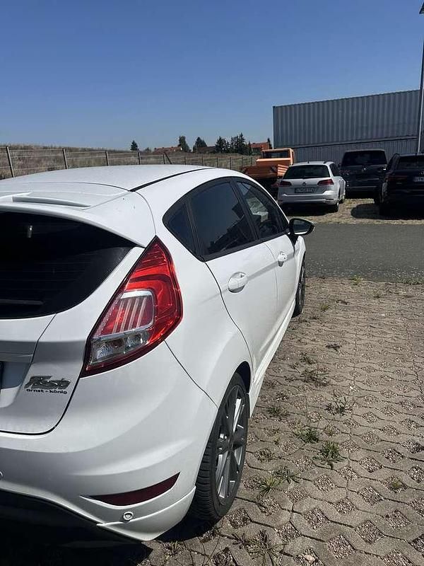 Gebraucht Ford Fiesta ST-Line 101 PS (74 kW) 2016 Limousine