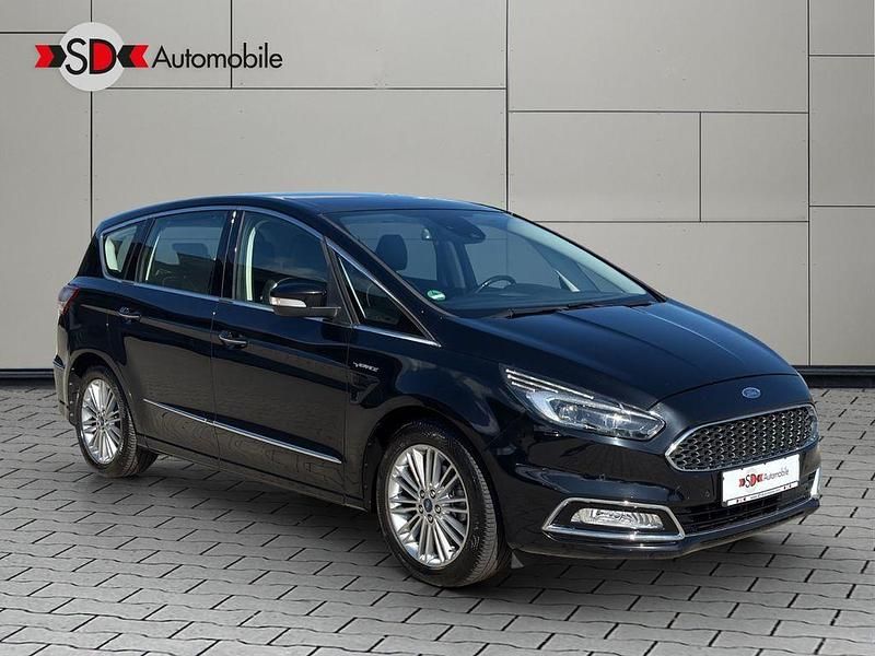 Shadow black Gebraucht 2018 Ford S-MAX Vignale Van / Kleinbus | 23.450 € (Etwas zu teuer) - Bild 1/4
