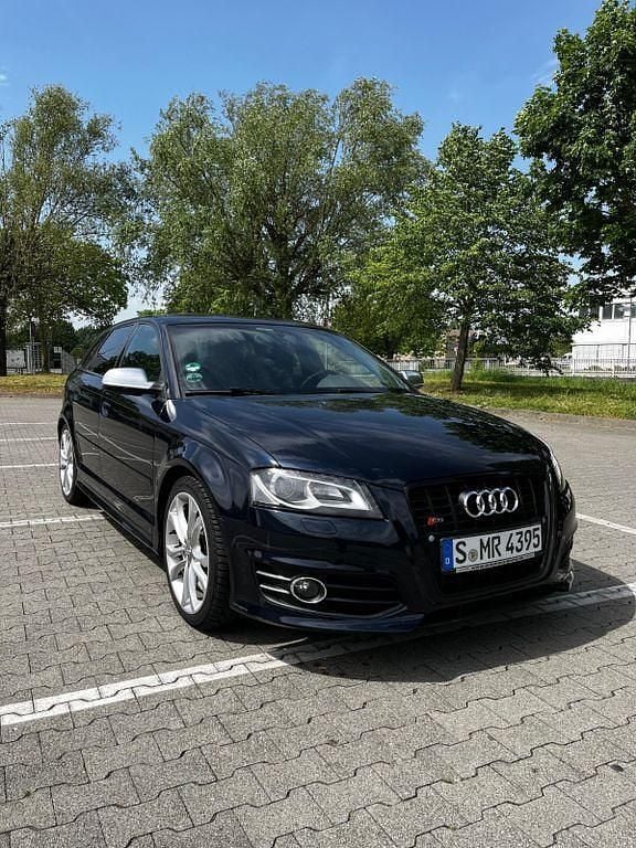 Blau Gebraucht 2011 Audi S3 Comfort Limousine | 15.200 € (Fairer Preis) - Bild 1/4