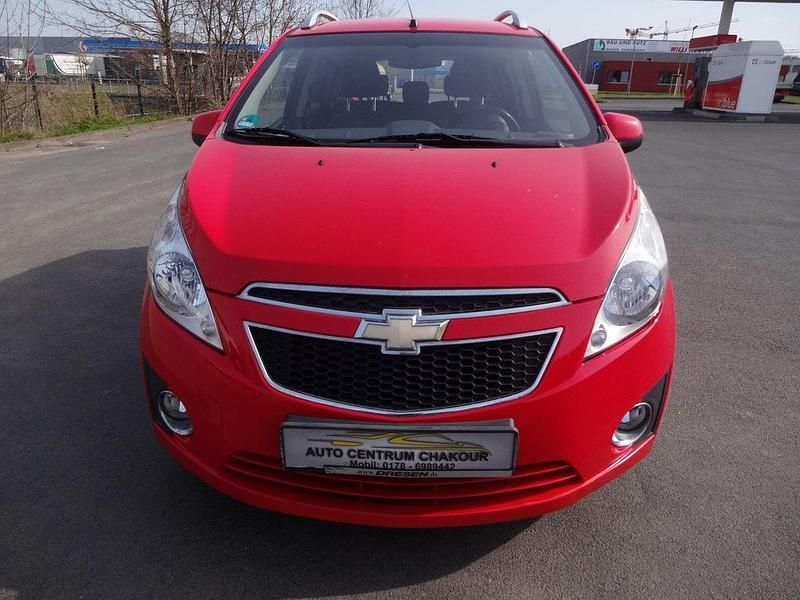 Gebraucht Chevrolet Spark LS 82 PS (60 kW) 2012 Rot Kleinwagen