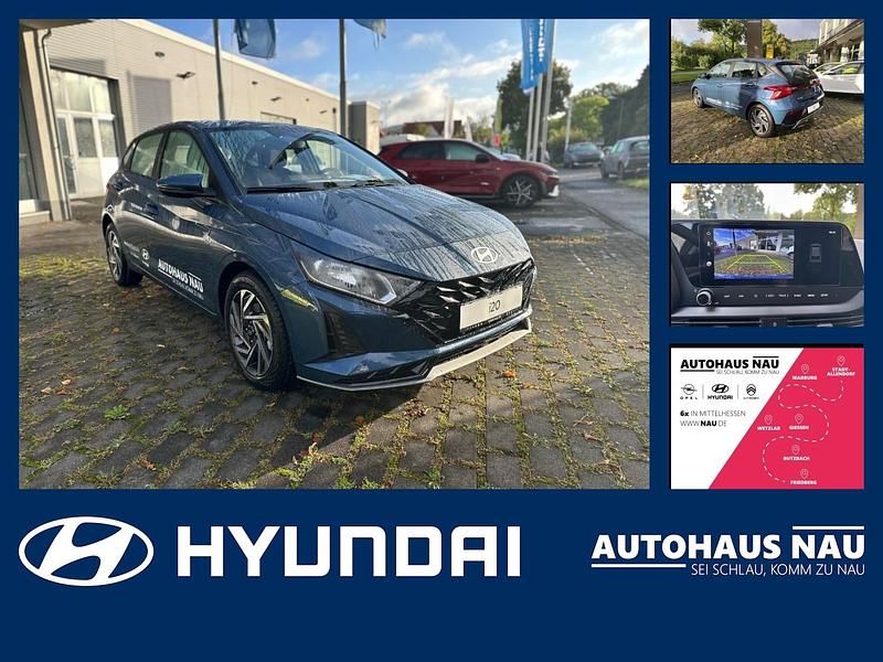 Vibrant blue / mic Gebraucht 2025 Hyundai i20 Trend Kleinwagen | 22.490 € (Teuer) - Bild 1/4