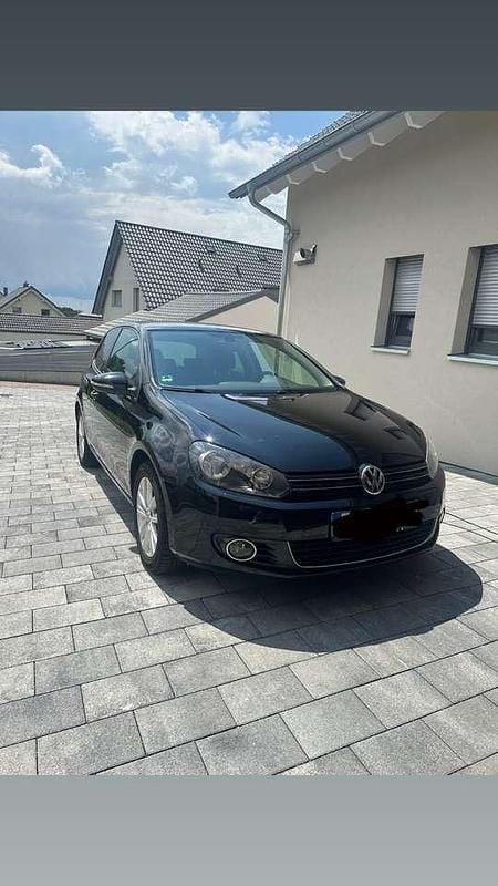 Schwarz Gebraucht 2012 VW Golf VII Style Kleinwagen | 3.800 € (Guter Preis) - Bild 1/4
