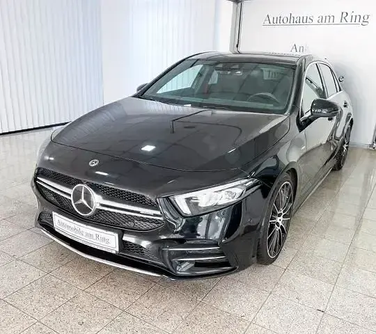 Gebraucht Mercedes A35 AMG AMG 306 PS (225 kW) 2019 Kosmosschwarz Limousine