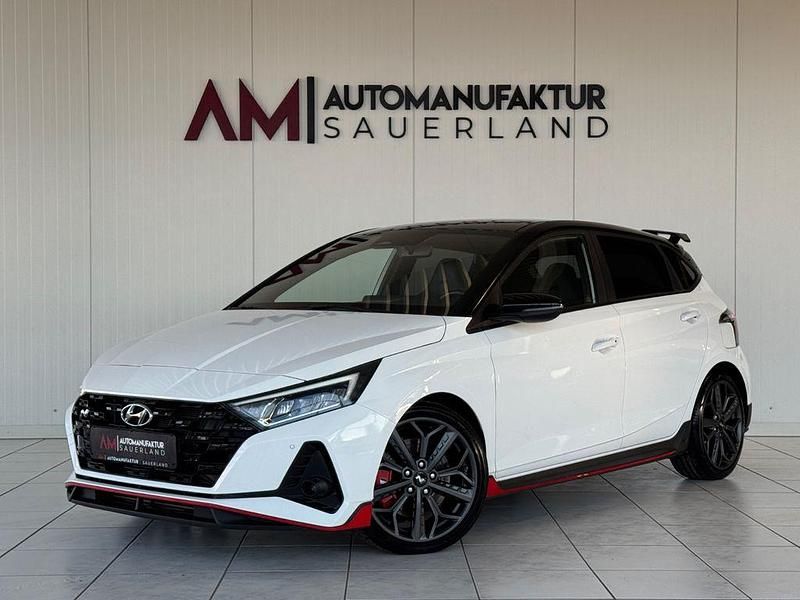 Weiß Gebraucht 2022 Hyundai i20 N Performance Limousine | 27.590 € (Teuer) - Bild 1/4