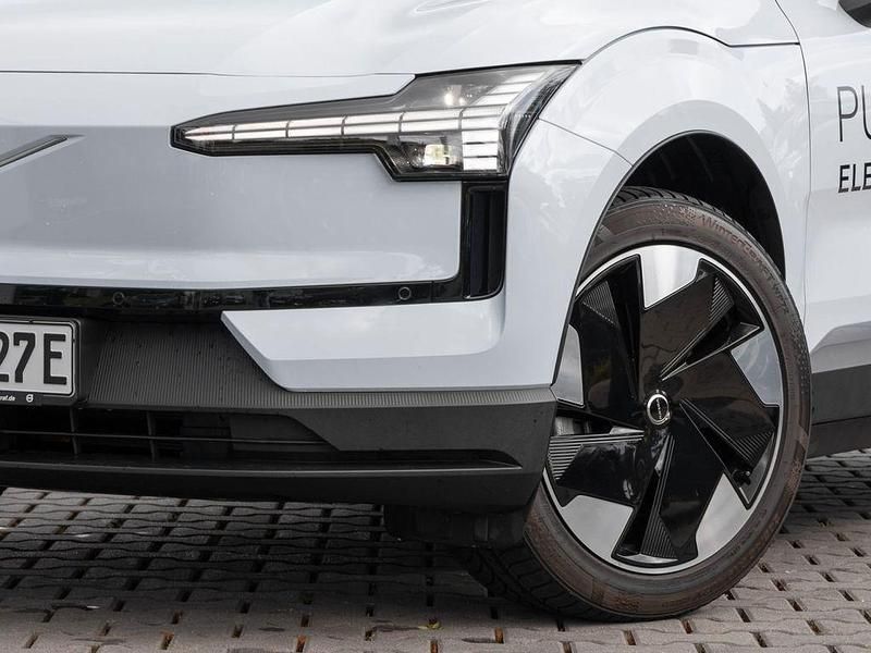 Gebraucht Volvo EX30 Plus 200 kW (272 PS) 2025 Blau SUV