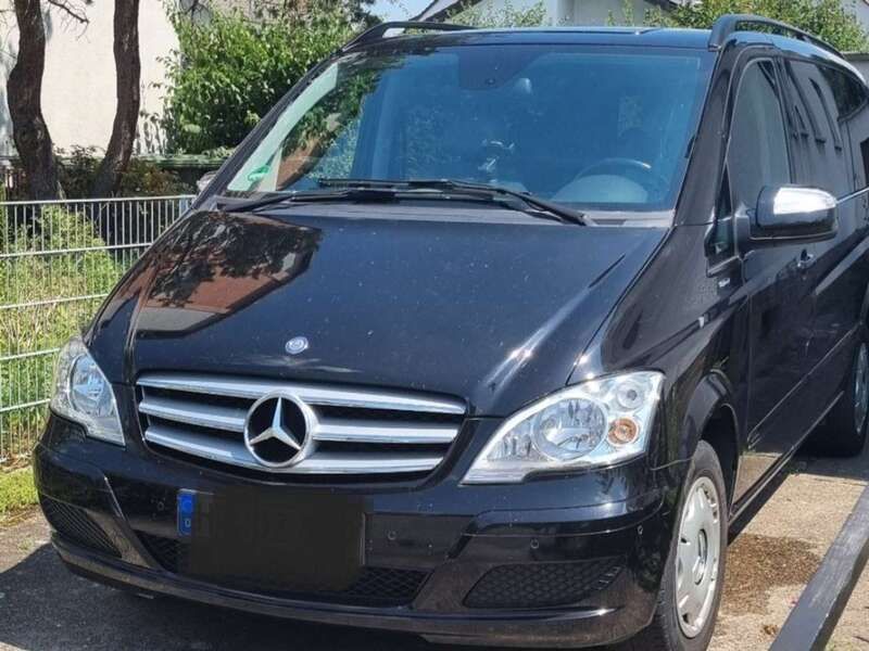 Schwarz Gebraucht 2014 Mercedes Viano Van / Kleinbus | 18.000 € (Guter Preis) - Bild 1/4