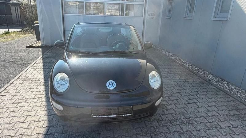 Gebraucht VW New Beetle 102 PS (75 kW) 2004 Schwarz Kleinwagen