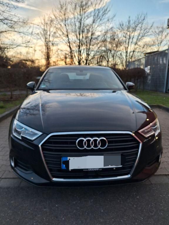 Gebraucht Audi A3 150 PS (110 kW) 2019 Schwarz Limousine